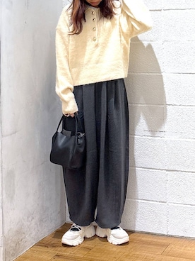 「LOWRYS FARM（ローリーズファーム）のアイテム（スニーカー）」を使った、hm4150さん（レディース・167cm）の秋コーディネート