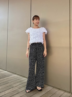 「NATURAL BEAUTY BASIC(ナチュラルビューティーベーシック)のバックリボンシャーリングブラウス(シャツ/ブラウス、ホワイト系)」を使った、Aya.さん(レディース・162cm)の夏コーディネート