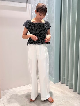 「N.(N. Natural Beauty Basic)(エヌエヌナチュラルビューティーベーシック)のコットンブレンドワイドパンツ(その他パンツ、ホワイト系)」を使った、Aya.さん(レディース・162cm)の春コーディネート