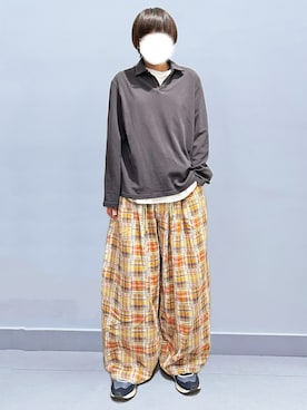 「NEW BALANCE（ニューバランス）のアイテム（スニーカー、グレー系）」を使った、RURURUKIAさん（レディース・165cm）の夏コーディネート