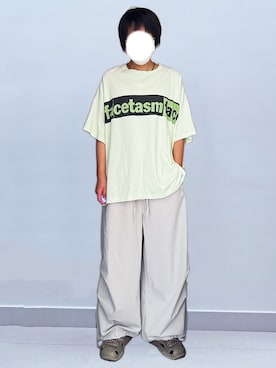 「アイテム（サンダル、グリーン系）」を使った、RURURUKIAさん（レディース・165cm）の秋コーディネート