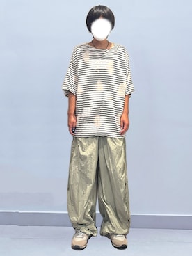「ALLSAINTS（オールセインツ）のISLAND SS CREW | ビッグシルエットTシャツ（Tシャツ/カットソー、ホワイト系）」を使った、RURURUKIAさん（レディース・165cm）の秋コーディネート