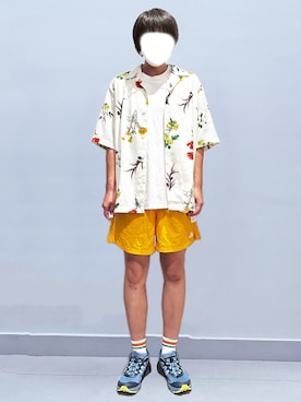 「アイテム（カーゴパンツ、イエロー系）」を使った、RURURUKIAさん（レディース・165cm）の秋コーディネート