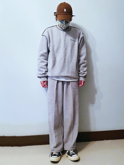 Rururukia Muahmuahのスウェットを使ったコーディネート Wear Rururukia Muahmuahのスウェットを使ったコーディネート Wear