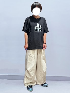 「ワイドパンツ」｜「アイテム（ブルー系）」を使った、RURURUKIAさん（レディース・165cm）の夏コーディネート