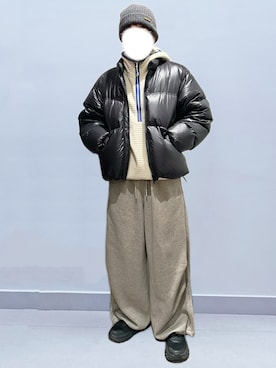 「HOKA（ホカ）のHOKA ONEONE BONDI 7 / ホカオネオネ ボンダイ 7（スニーカー、ブラック系）」を使った、RURURUKIAさん（レディース・165cm）の春コーディネート