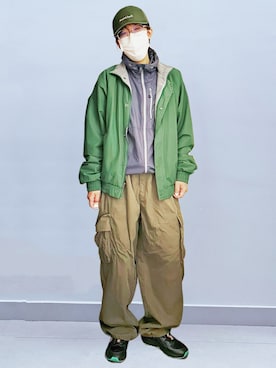 「NIKE（ナイキ）の限定展開 NIKE/ナイキ ナイキ クラブ フューチュラ ジャケット / FZ0657（Blouson、グリーン系）」を使った、RURURUKIAさん（レディース・165cm）の春コーディネート
