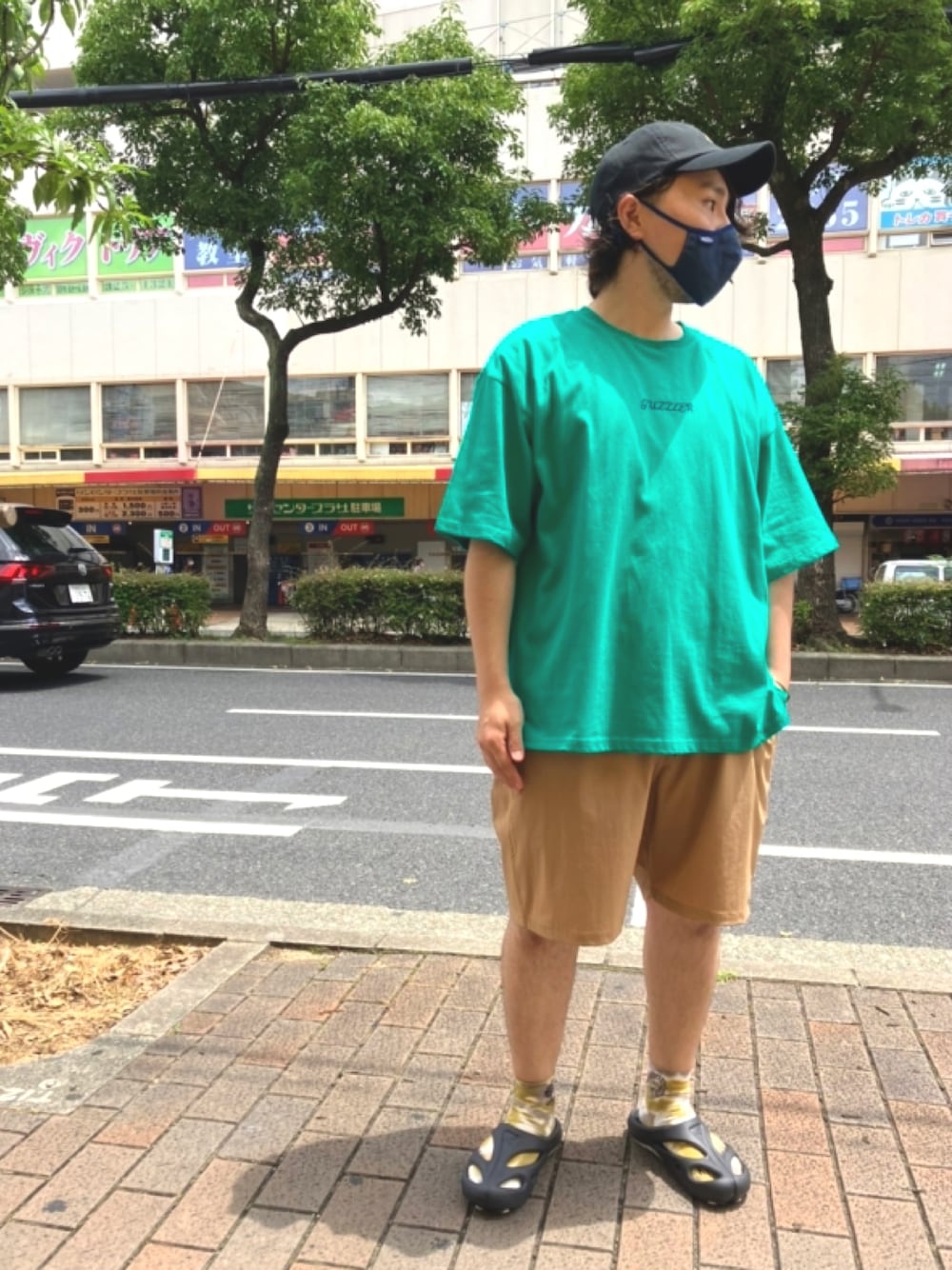 「休日スタイル、ゆるコーデ、Tシャツ、短パン、夏コーデ、リネン、ガラシャツ、カジュアル、アメカジ、in the ROOTS、2nd  ROOTS」｜「ATELANEのアイテム（Tシャツ/カットソー、グリーン系）」を使った、ROOTS_official @相互さん（メンズ・166cm）の夏コーディネートの1枚目の写真