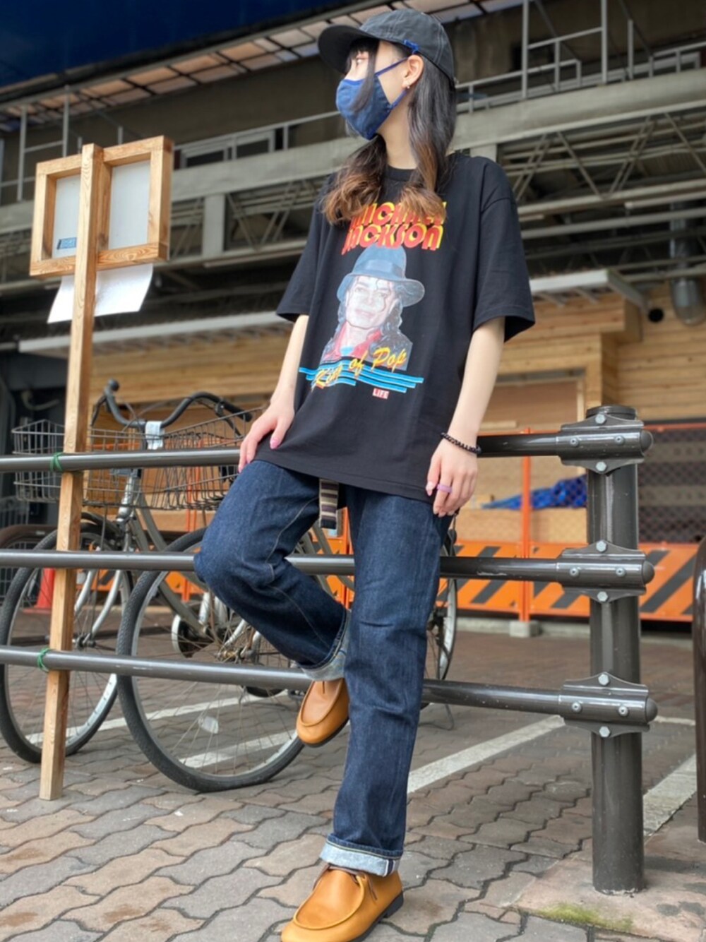 「オトナ女子、リネン、オーバーオール、セットアップ、柄シャツ、ロゴT、アウトドアスタイル、ラフコーデ、in the ROOTS、2nd  ROOTS、デニムパンツ」｜「SCREEN STARSのアイテム（Tシャツ/カットソー、ホワイト系）」を使った、ROOTS_official @相互さん（レディース・164cm）の夏コーディネートの1枚目の写真