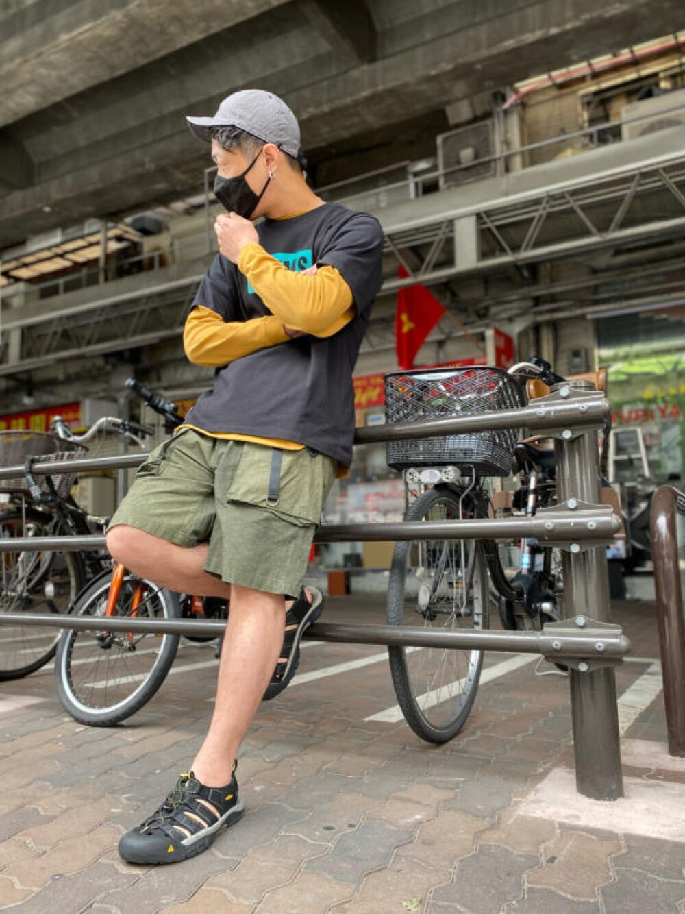 「真夏のアクティブスタイル、カジュアルコーデ、サンダル、カラーコーデ、チャムス、夏コーデ、ラフ、instagram、in the ROOTS、2nd ROOTS」｜「HAGHERのアイテム（キャップ、グレー系）」を使った、ROOTS_official @相互さん（メンズ・168cm）の夏コーディネートの1枚目の写真