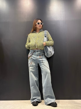 「Desigual（デシグアル）のケーブルニットジップアップカーディガン イエロー×グレー【タートルネック】（ニット/セーター、ブラック系）」を使った、Desigual 名古屋 STAFFさん（レディース・170cm）の春コーディネート