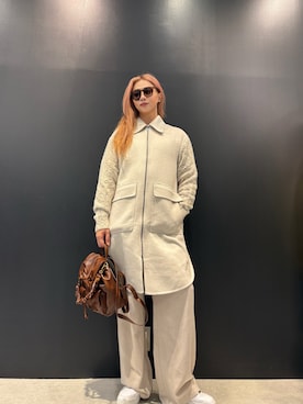 「アイテム（バックパック/リュック）」を使った、Desigual 名古屋 STAFFさん（レディース・170cm）の秋コーディネート