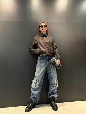 「アイテム（ライダースジャケット）」を使った、Desigual 名古屋 STAFFさん（レディース・165cm）の秋コーディネート