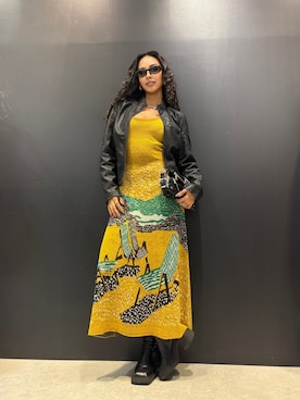 「Desigual（デシグアル）のリゾートグラフィックジャガードニットワンピース（ワンピース、イエロー系）」を使った、Desigual 名古屋 STAFFさん（レディース・170cm）の春コーディネート