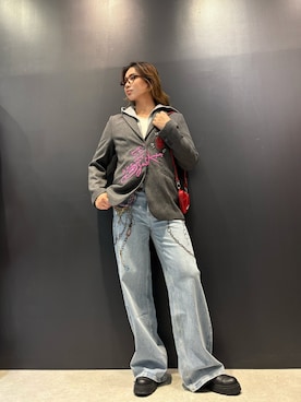 「Desigual（デシグアル）の小さなハート型の財布（財布、レッド系）」を使った、Desigual 名古屋 STAFFさん（レディース・170cm）の冬コーディネート