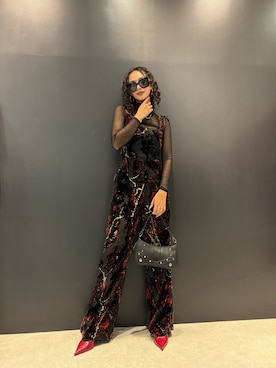 「アイテム（オールインワン・サロペット）」を使った、Desigual 名古屋 STAFFさん（レディース・165cm）の秋コーディネート