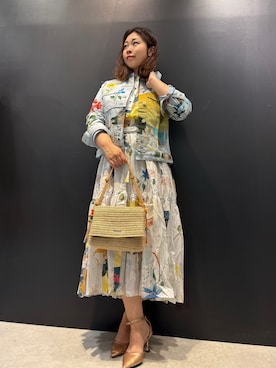 「Desigual（デシグアル）のアマルフィデニムジャケット 2026年春夏 新作（デニムジャケット、ブルー系）」を使った、Desigual 名古屋 STAFFさん（レディース・170cm）の春コーディネート