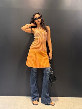 「Desigual（デシグアル）のウォッシュドフレアジーンズ（デニムパンツ、ブルー系）」を使った、Desigual 名古屋 STAFFさん（レディース・160cm）の夏コーディネート