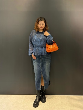 「アイテム（デニムスカート）」を使った、Desigual 名古屋 STAFFさん（レディース・170cm）の夏コーディネート