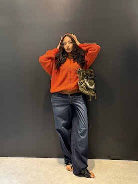 「ジップアップニット」｜Desigual 名古屋 STAFFさん（レディース・165cm）の夏コーディネート