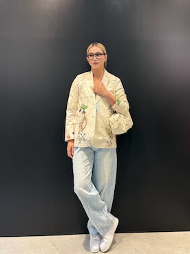 「アイテム（ジャケット/アウター）」を使った、Desigual 名古屋 STAFFさん（レディース・170cm）の夏コーディネート