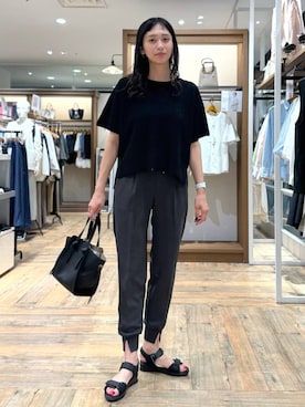 「アイテム（ニット/セーター）」を使った、mahokurumaさん（レディース・172cm）の夏コーディネート