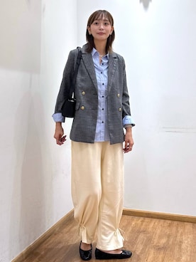 「GLOBAL WORK（グローバルワーク）の裾ドロストスウェットパンツ/1052819（その他パンツ、ホワイト系）」を使った、mahokurumaさん（レディース）の秋コーディネート
