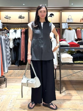 「アイテム（ベスト）」を使った、mahokurumaさん（レディース・172cm）の夏コーディネート