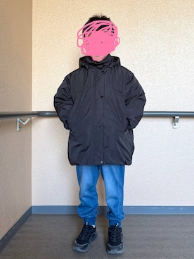 「撥水」｜「アイテム（デニムパンツ）」を使った、mahokurumaさん（キッズ・125cm）の冬コーディネート