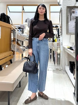 「撥水」｜「アイテム（デニムパンツ）」を使った、mahokurumaさん（レディース・172cm）の秋コーディネート