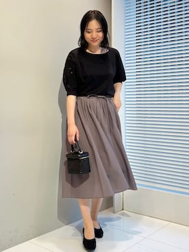 「couture brooch（クチュールブローチ）の【接触冷感・UVカット】60シルケット エンブロドルマントップス（Tシャツ/カットソー、ブラック系）」を使った、SHINOさん（レディース・164cm）の春コーディネート