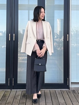 「couture brooch（クチュールブローチ）のアイテム」を使った、SHINOさん（レディース・164cm）の冬コーディネート