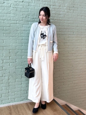 「couture brooch（クチュールブローチ）のアイテム」を使った、SHINOさん（レディース・164cm）の冬コーディネート