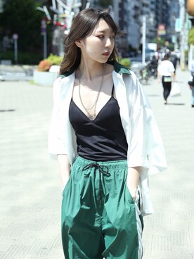 ナイロンパンツ のレディース人気ファッションコーディネート Wear