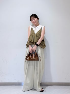 「KBF（ケイビーエフ）のアイテム（パンツ）」を使った、さやかさん（レディース・152cm）の夏コーディネート
