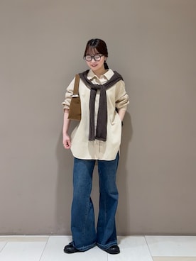 「SMELLY（スメリー）のアイテム」を使った、さやかさん（レディース・152cm）の秋コーディネート