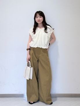 「KBF（ケイビーエフ）のアイテム（シューズ）」を使った、さやかさん（レディース・152cm）の春コーディネート