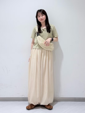 「KBF（ケイビーエフ）のアイテム（シューズ）」を使った、さやかさん（レディース・152cm）の春コーディネート