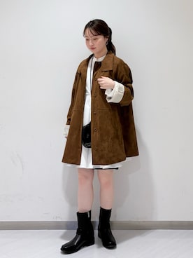 「アイテム（カバーオール）」を使った、さやかさん（レディース・152cm）の秋コーディネート