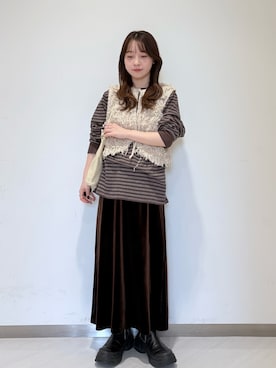 「アイテム（ニット/セーター）」を使った、さやかさん（レディース・152cm）の秋コーディネート