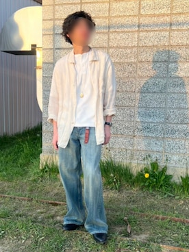 「Llife（ライフ）のLlife STREAMLINE OVAL PENDANT（ネックレス、シルバー系）」を使った、Siyouさん（メンズ・172cm）の春コーディネート