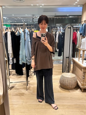 「SHENERY（シーナリー）の2WAYヘンリーBIGTee（Tシャツ/カットソー、ブラウン系）」を使った、GOTOU_171cmさん（レディース・171cm）の春コーディネート
