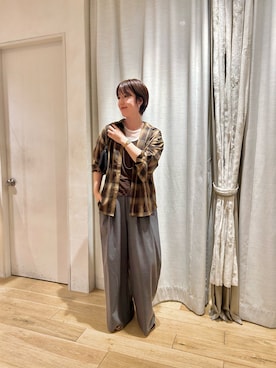 「SHENERY（シーナリー）のバックボタンチェックシャツ（シャツ/ブラウス、ブラウン系）」を使った、GOTOU_171cmさん（レディース・172cm）の夏コーディネート