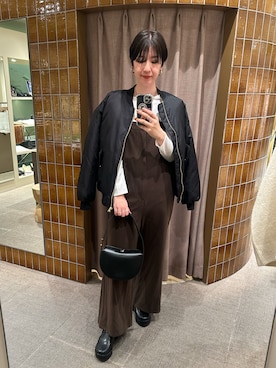 「アイテム（オールインワン・サロペット）」を使った、GOTOU_171cmさん（レディース・171cm）の冬コーディネート