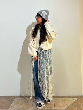 「アイテム（デニムジャケット）」を使った、orhitoさん（レディース・157cm）の秋コーディネート