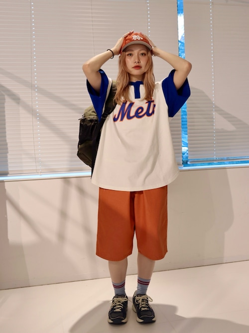 【KEBOZ】KEBOZ × MLB NEW YORK METS ROUND HEM S/S TEE KEBOZ × MLB NEW YORK METS ROUND HEM HENLEY NECK S/S TEE（T