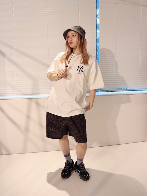 芸能人愛用のルームウェア YORK NEW MLB × KEBOZ YANKEES TEE（Tシャツ S/S LOGO トップス
