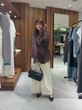 LOUNGEDRESS（ラウンジドレス）の「バイヤスロングブラウス（シャツ