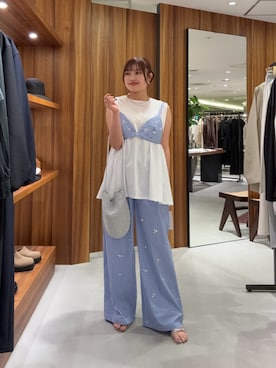 「LOUNGEDRESS（ラウンジドレス）の《オンオフ着られる/二の腕カバー》肩タックシルケットノースリ（Tシャツ/カットソー、ホワイト系）」を使った、ld_ayakaさん（レディース・154cm）の夏コーディネート