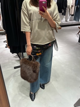 「LOUNGEDRESS（ラウンジドレス）の≪セットアップ可≫カットプリントプルオーバー（Tシャツ/カットソー、ベージュ系）」を使った、ld_ayakaさん（レディース・154cm）の秋コーディネート